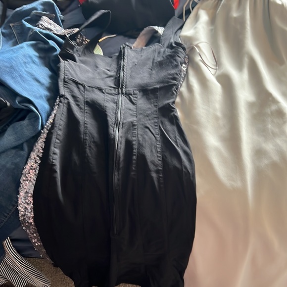 Flattering vintage LBD - Picture 3 of 4